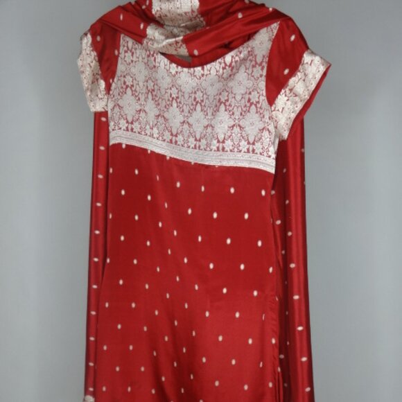 Shalwar Kameez Suit Pakistani / Indian Suit (3 pcs) Small - Picture 1 of 4
